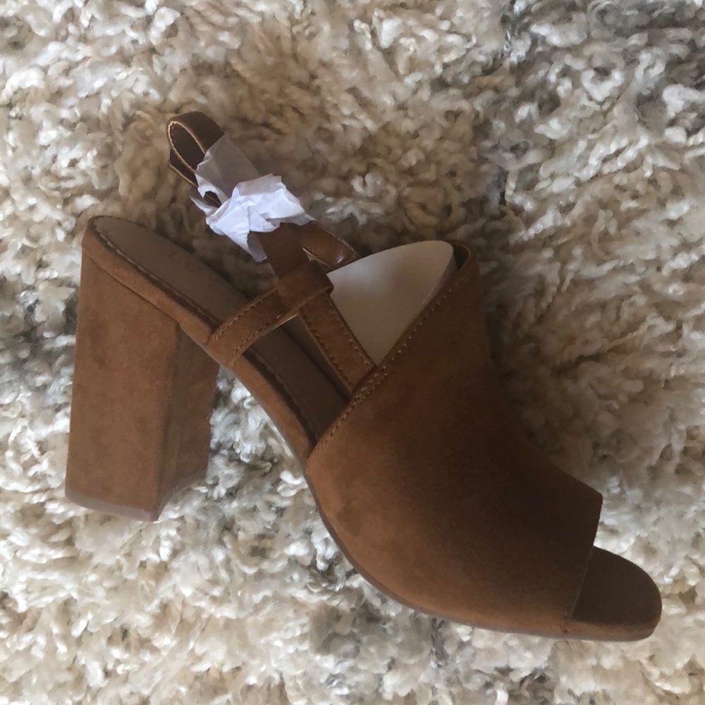 LC Lauren Conrad Alexandrite Heeled Mule Sandal - Picture 2 of 6